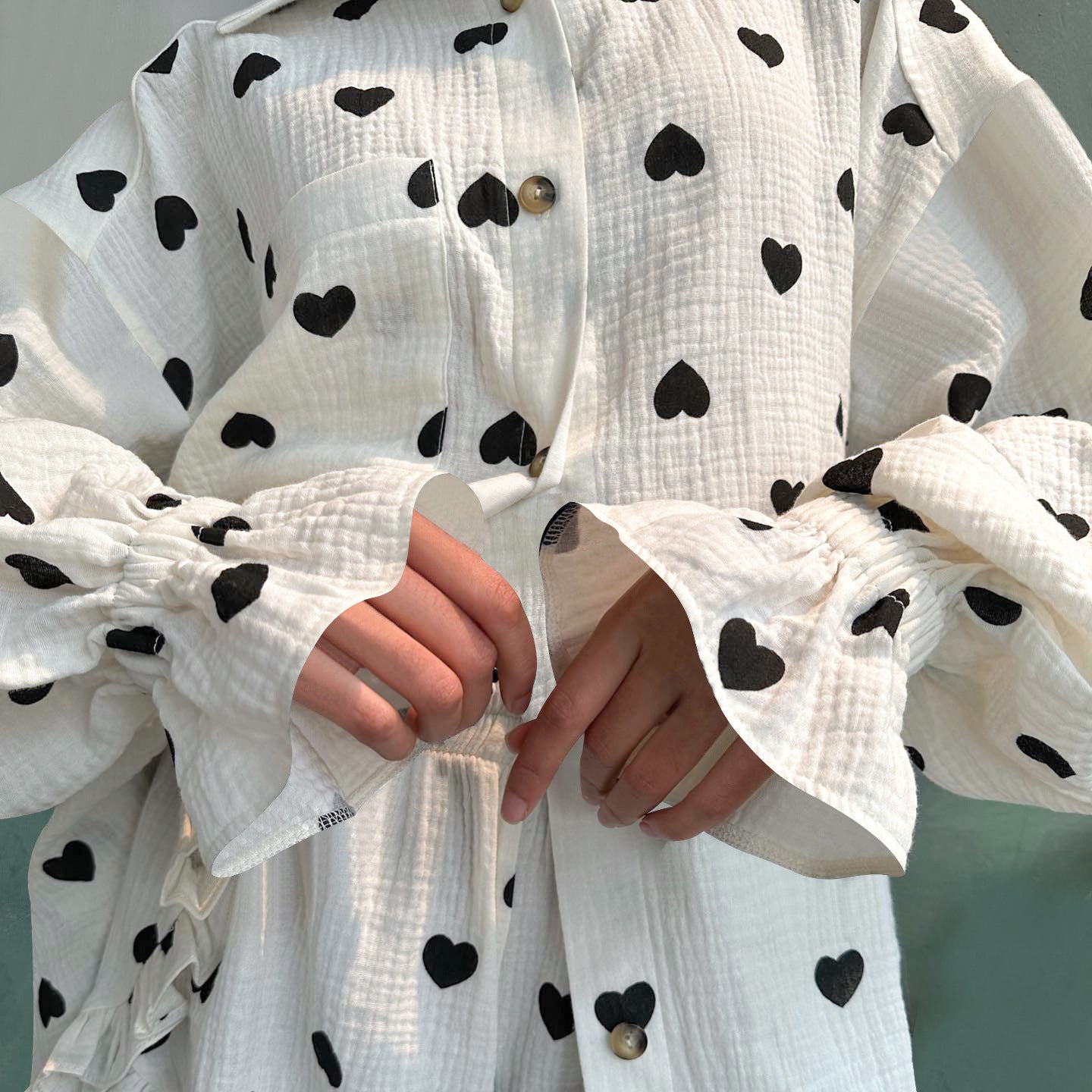 Dame afslappet hjerte mønster pyjamasæt med volangdetaljer Stilla