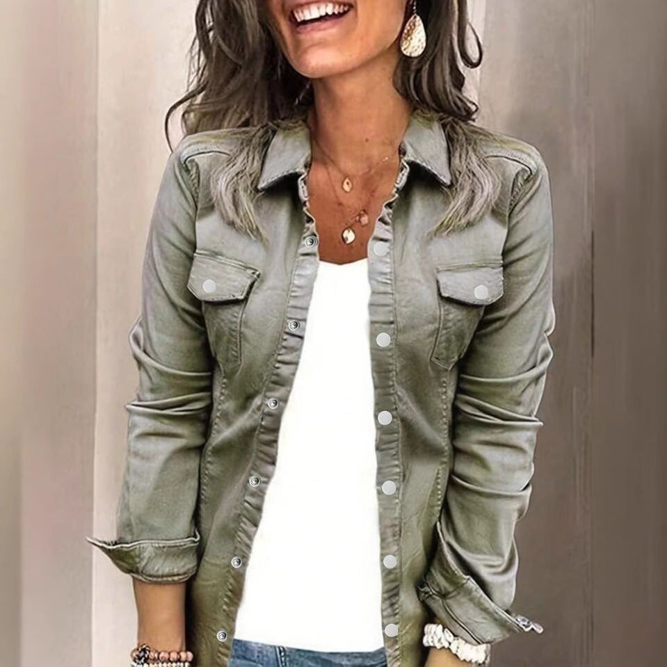 Dame afslappet bomuldsjakke med påsyede lommer og knapdetaljer Stilla