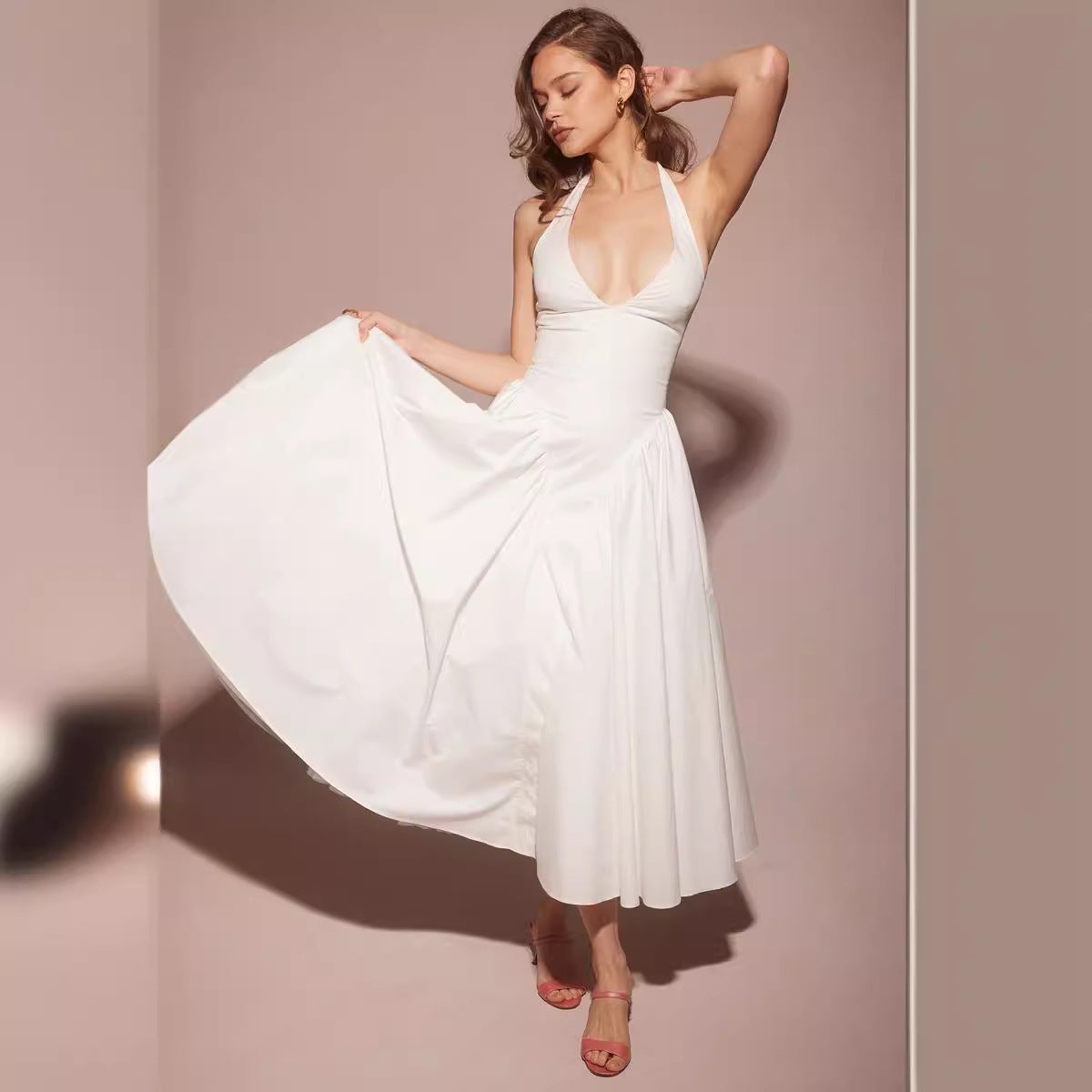 Dame Elegant A-linje kjole med dyb V-udskæring og svingende nederdel Stilla