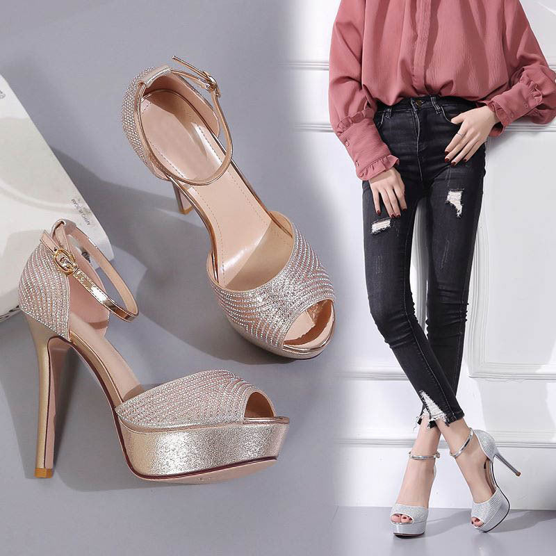 Dame Peeptoe High Heel Sandaler med glitrende remme og komfortabel plateau Stilla