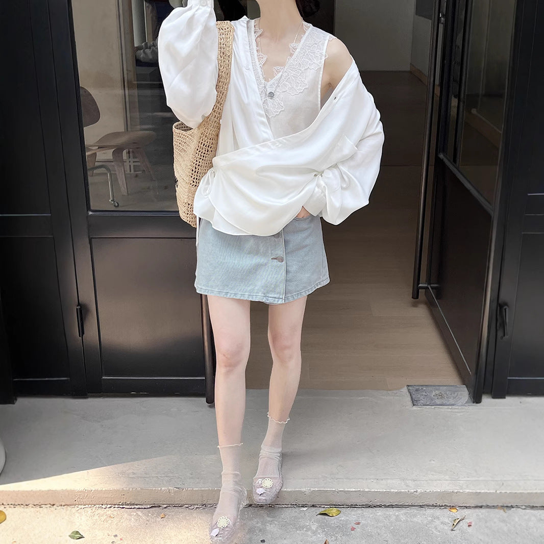 Dame Denim-shorts med knaplukning og let vintage-look Stilla