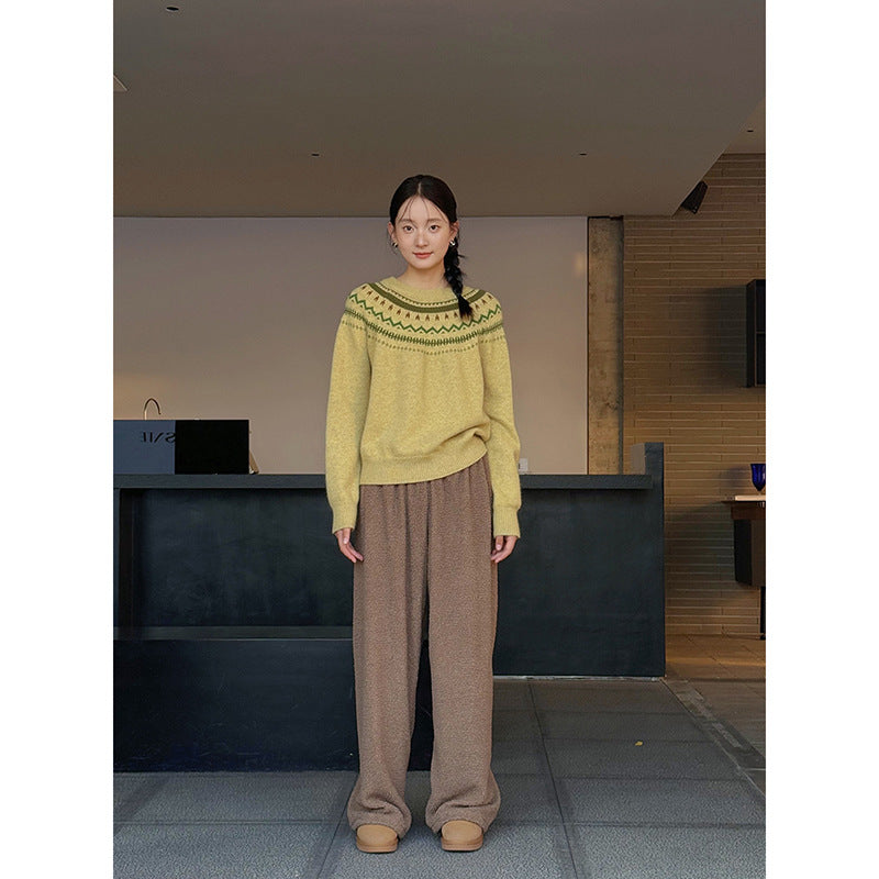 Dame afslappet pullover med detaljeret norsk mønster og blød strik kvalitet Stilla