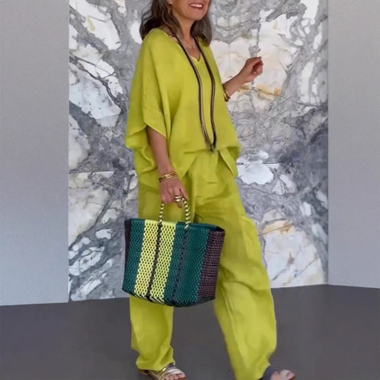 Dame afslappet og elegant to-delt sæt lavet af åndbart materiale Stilla