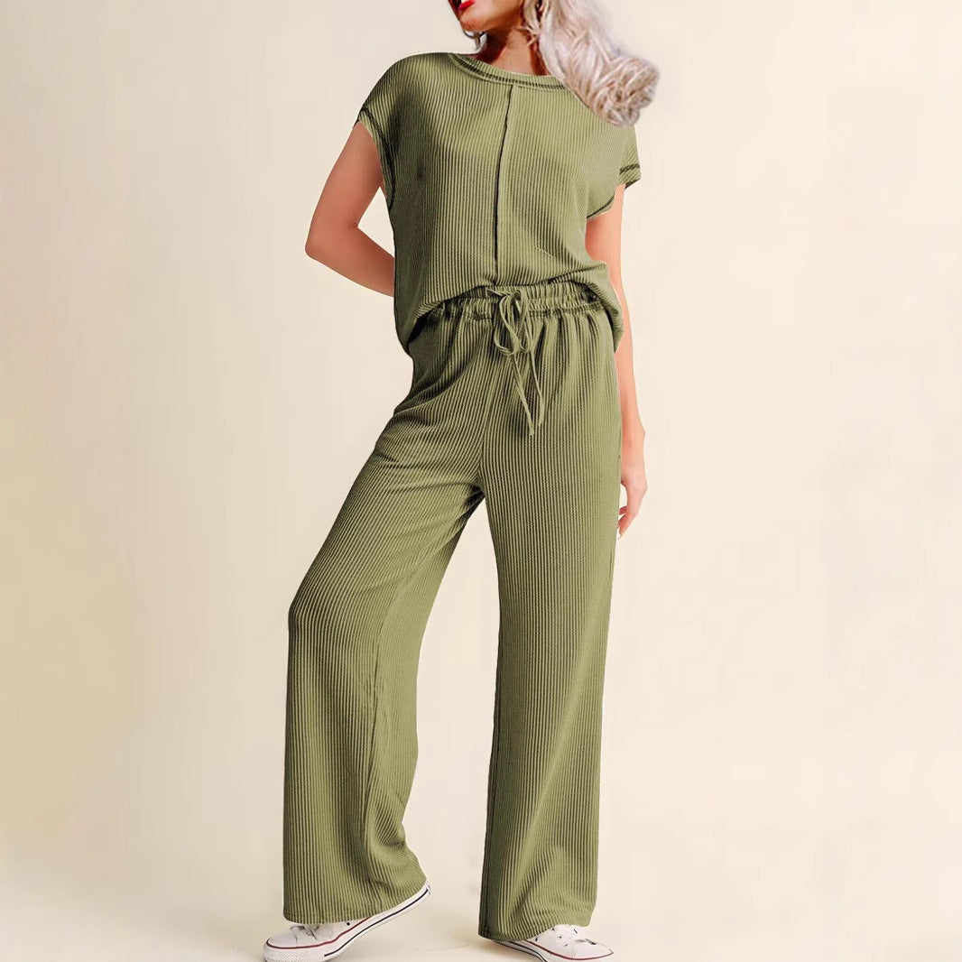 Dame afslappet jumpsuit med elegant ribdesign og bredt ben Stilla