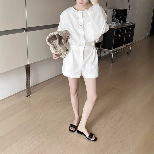 Dame afslappet skjortebluse med taljeret snit og praktisk brystlomme Stilla