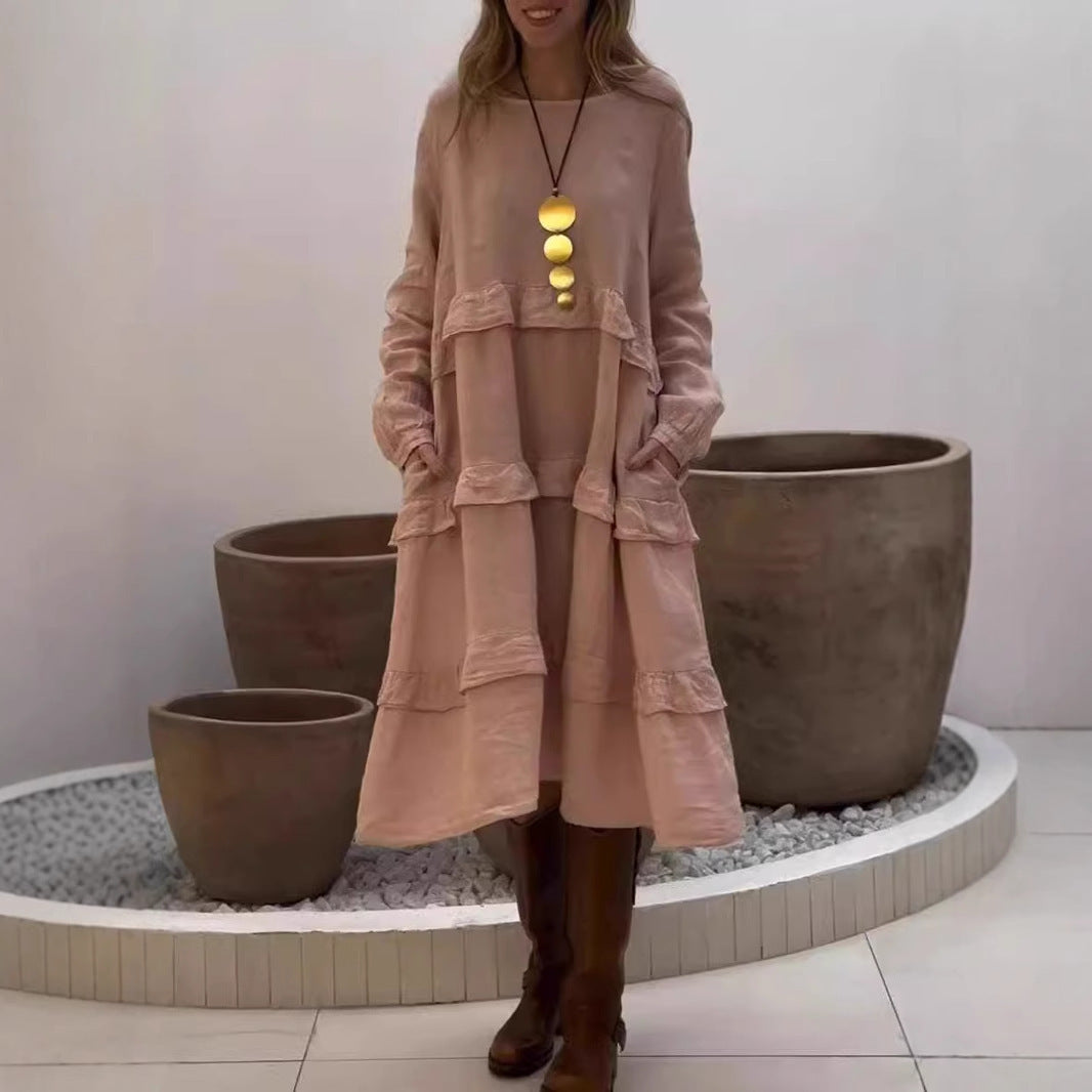 Dame afslappet maxikjole med flæse detaljer og lange ærmer Stilla