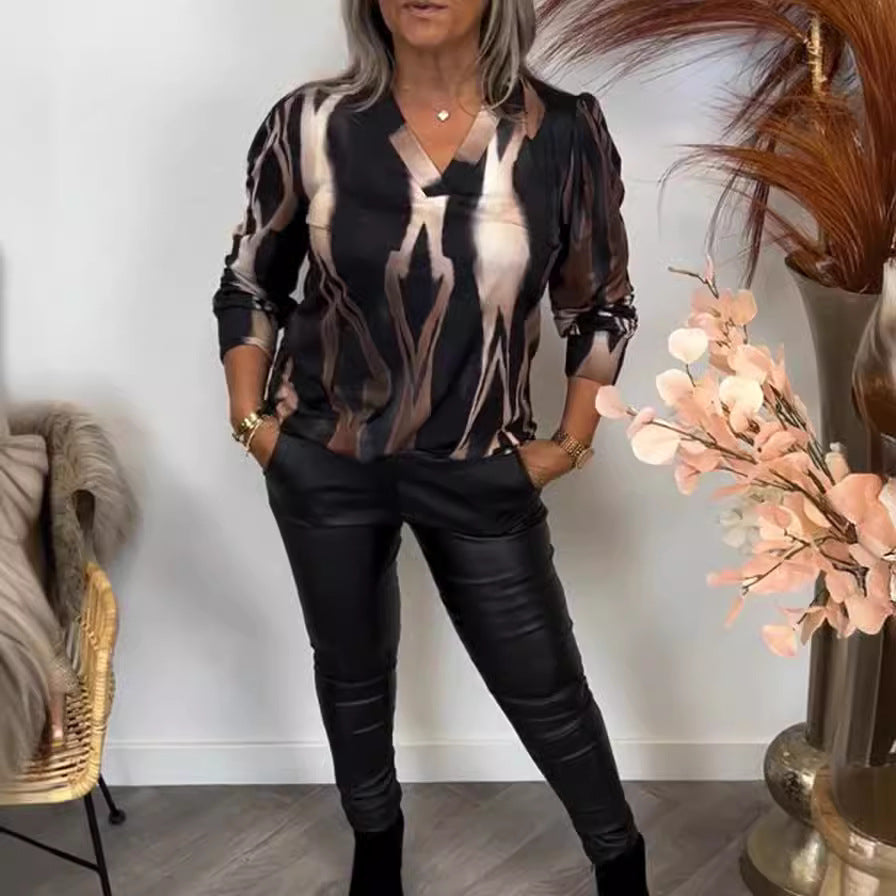 Dame elegant bluse med V-udskæring og trendy mønster Stilla