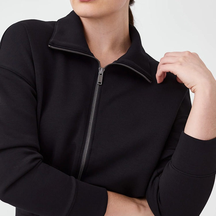 Dame Sporty Jumpsuit med høj krave og praktiske lommer Stilla