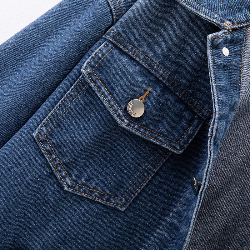 Dame denimjakke i vintage-stil med praktiske lommer og afslappet pasform Stilla