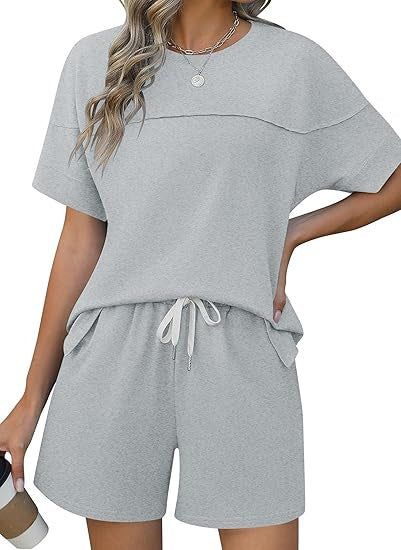 Dame afslappet sportssæt med elastisk talje og praktiske lommer Stilla