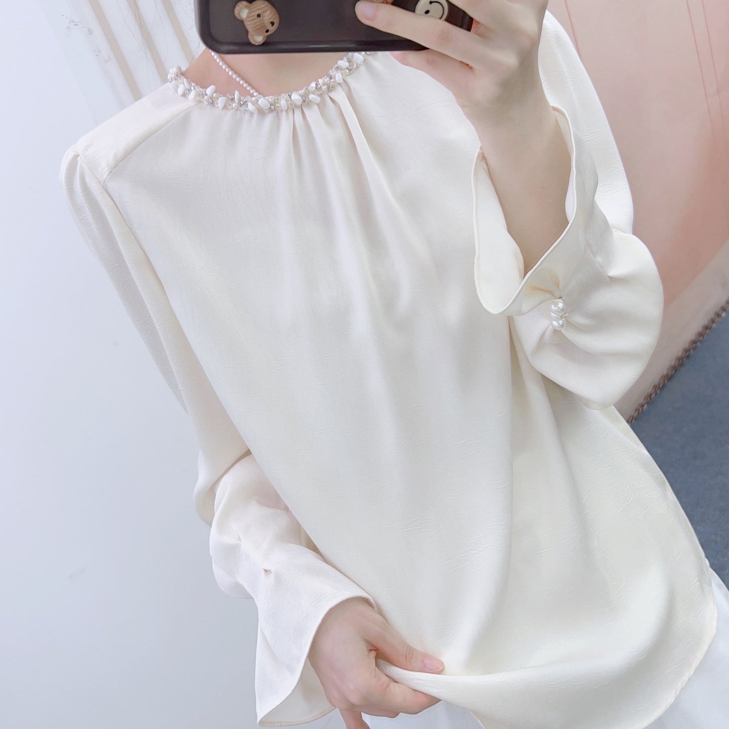 Dame Edel elegant bluse med unikt krave-design og struktureret overflade Stilla