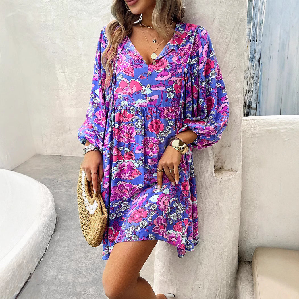 Dame afslappet blomsterprint kjole med dyb V-udskæring og bredt skårne ærmer Stilla