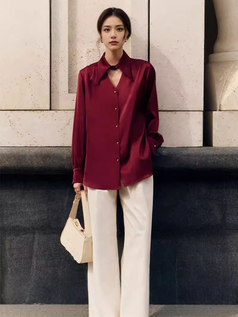 Dame Elegant Bluse med omslagkrave og knapdetaljer Stilla