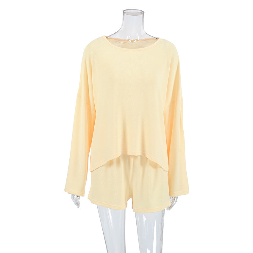 Dame afslappende lounge-sæt med oversized top og shorts Stilla