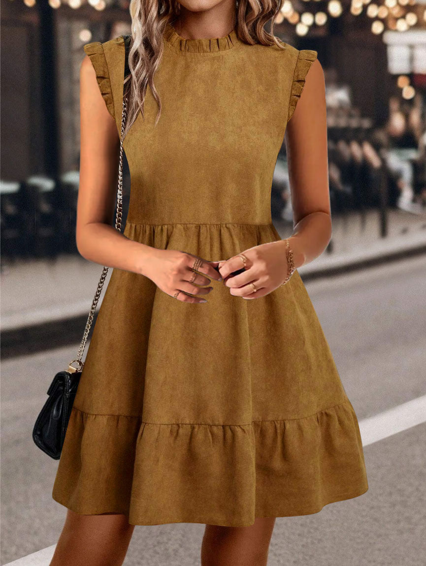 Dame afslappet kjole med flæseærmer og svingende skørt Stilla