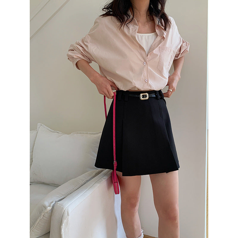 Dame afslappet bluse med moderne snit og fine detaljer Stilla