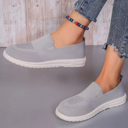 Dame Åndbare Slip-On Sneakers med fleksibelt Overmateriale og skridsikker Sål Stilla