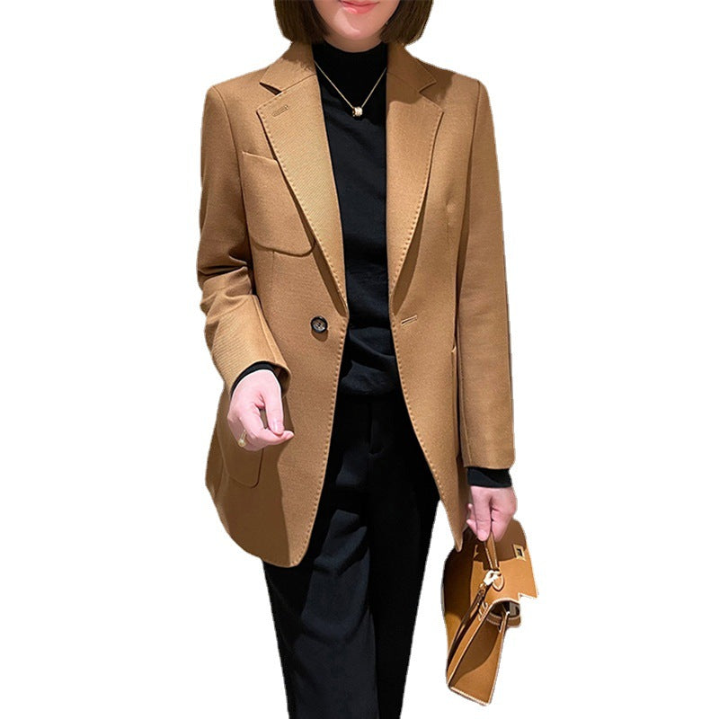 Dame elegant blazerjakke med dobbelknaplukning og feminin pasform Stilla