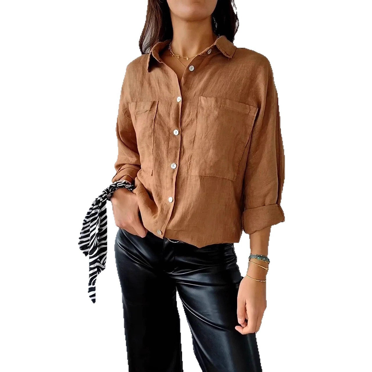 Dame afslappet linned bluse med brystlommer og opfoldede ærmer Stilla