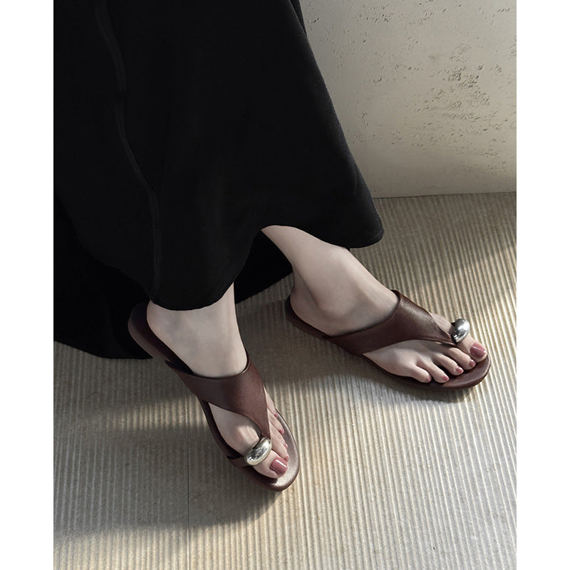 Dame Elegant Åben-Tå Rutsj-Sandaler med Dekorativ Metal Accent Stilla