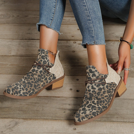 Dame Elegant og moderigtige Ankle Boots med leopardprint og lav blokhæl Stilla