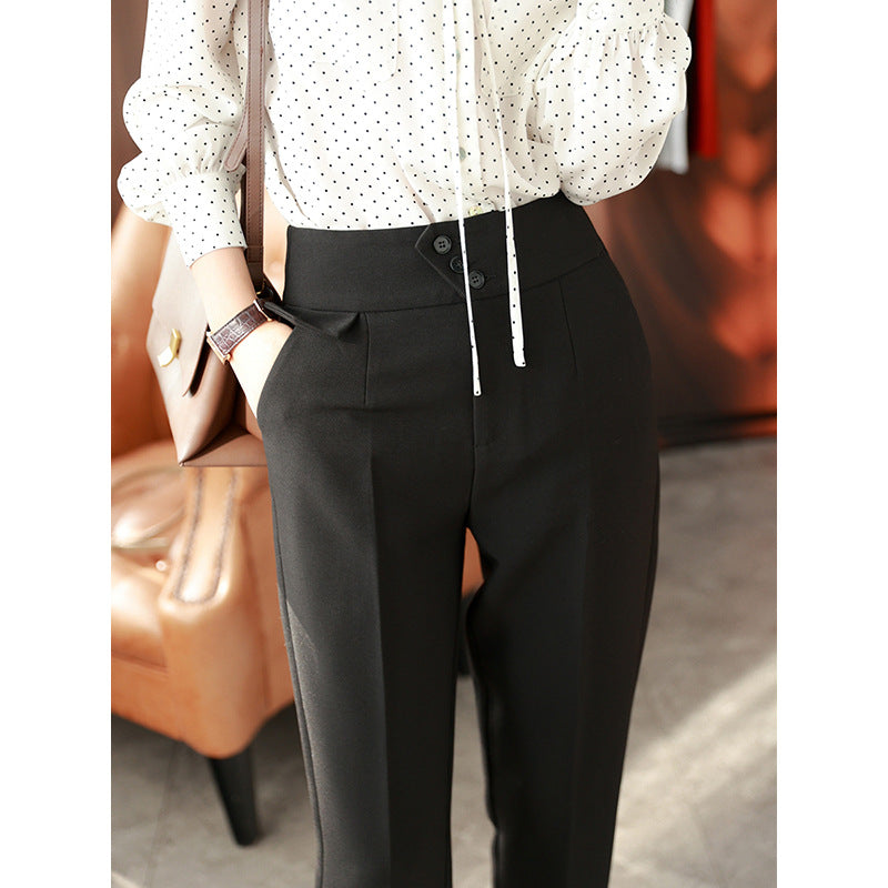 Dame elegant høj talje bukser med knapdetaljer og smal benform Stilla