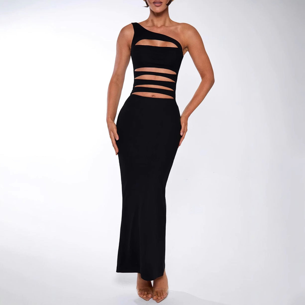 Dame Cut-Out Maxikjole med asymmetrisk design og figursyet snit Stilla