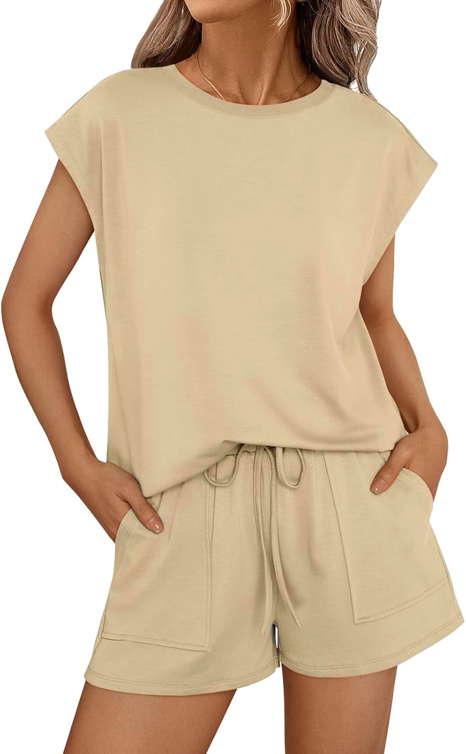 Dame afslappet kortærmet sæt med elastisk talje og praktiske lommer Stilla