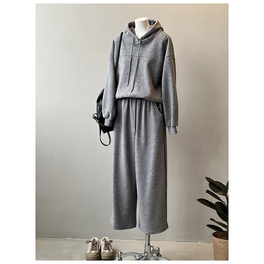 Dame afslappet hoodie med løst skårne bukser i casual stil Stilla