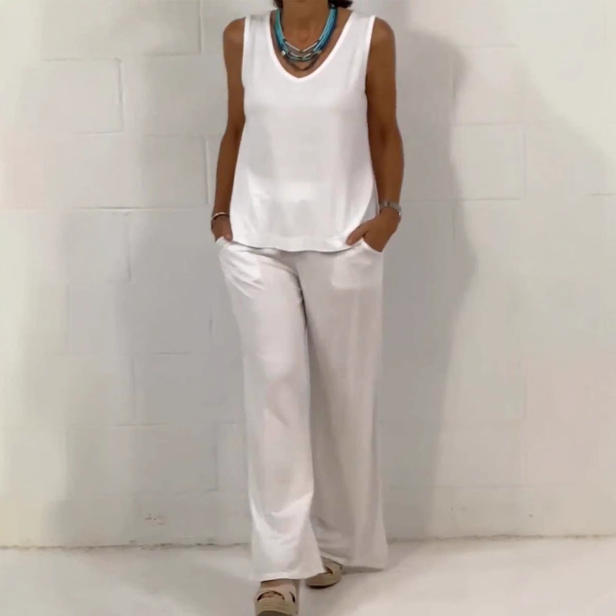 Dame afslappet sommeroutfit med bred pasform Stilla