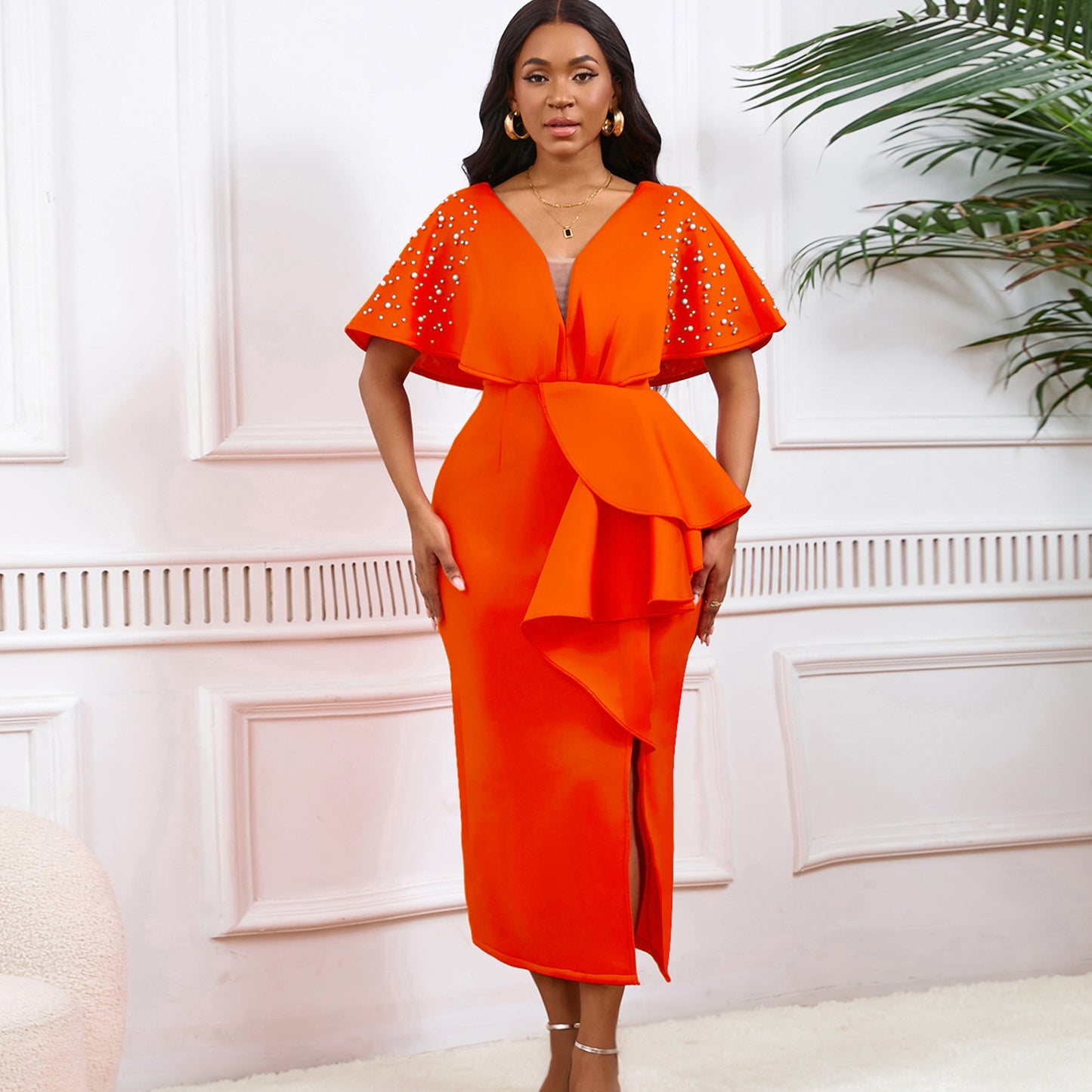 Dame Elegant aftenkjole med rynker og funklende detaljer Stilla