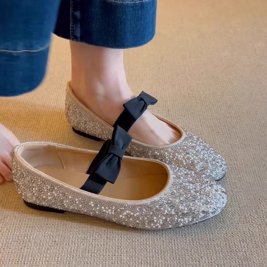 Dame dekorerede Mary Jane ballerinaer med sløjfedetalje Stilla