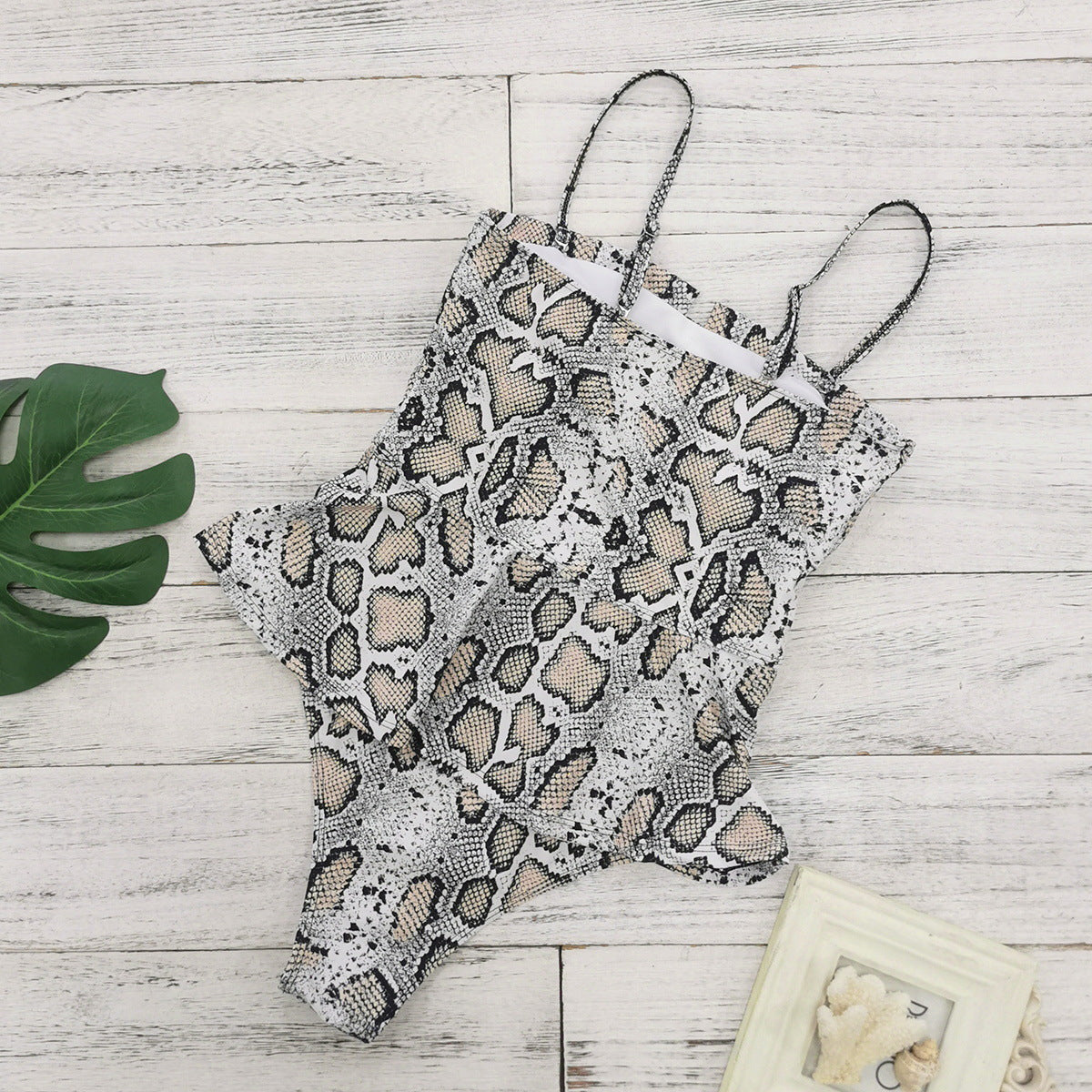 Dame Einteiler Badedragt med Slangemønster Stilla