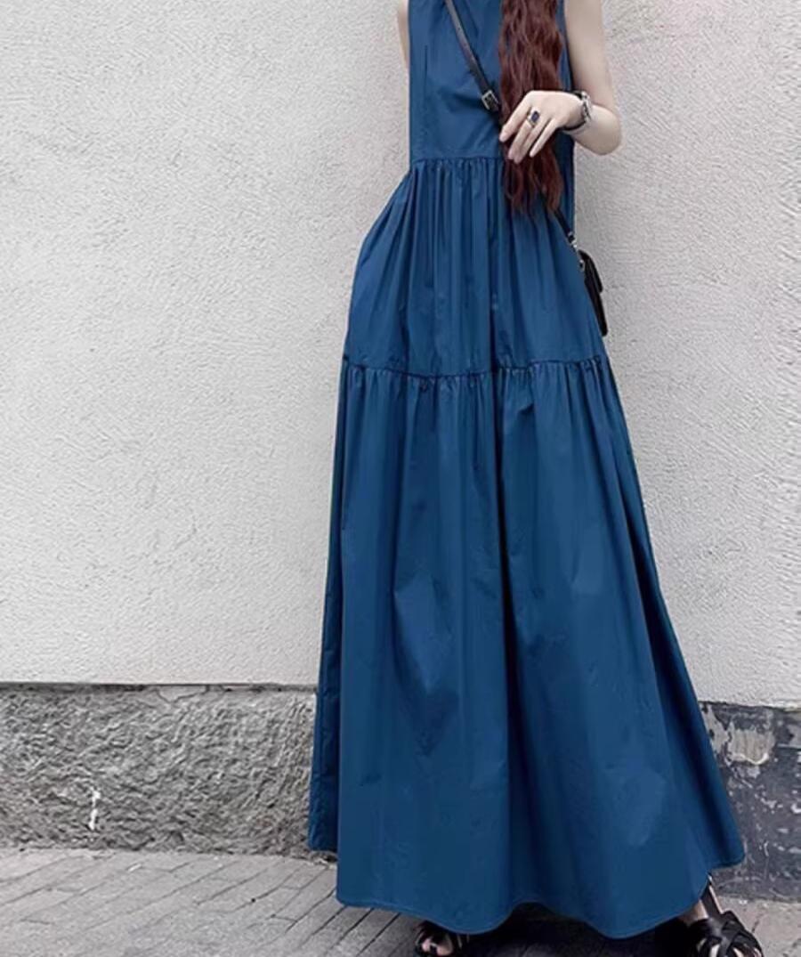 Dame afslappet maxikjole med voluminøs nederdel og asymmetrisk design Stilla