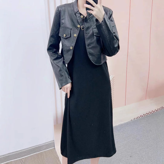 Dame Cropped Læderjakke med dekorative Knapdetaljer Stilla