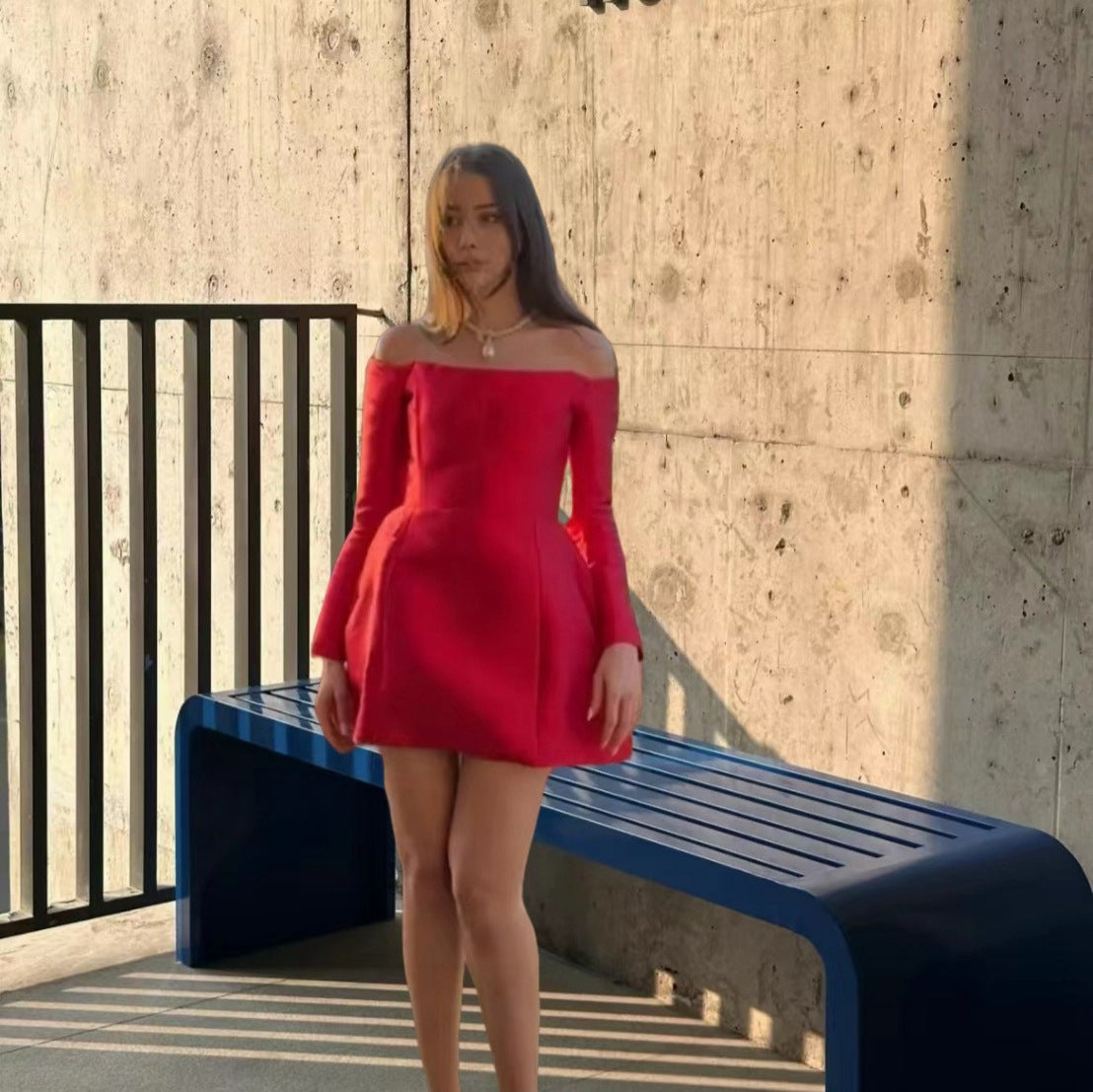 Dame Elegant cocktailkjole med off-shoulder design og voluminøs nederdel Stilla