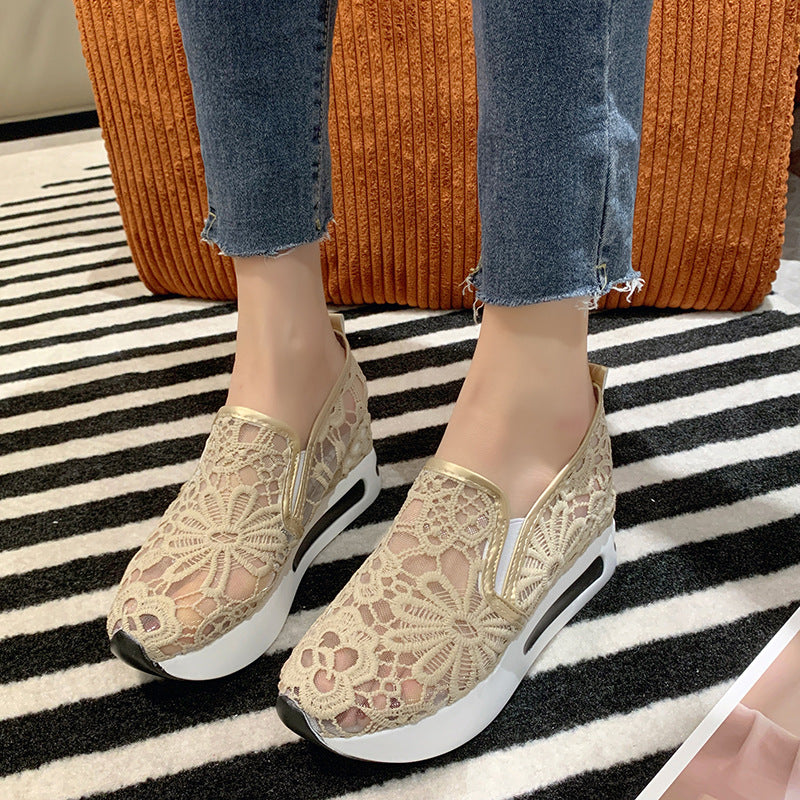 Dame slippers lavet af åndbart og elastisk spidsmateriale med polstret indersål Stilla