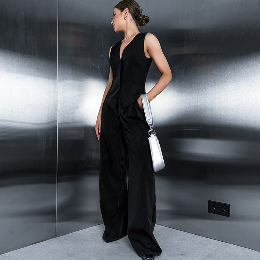 Damer Elegante Jumpsuit med dyb V-udskæring og bredt skårne ben Stilla