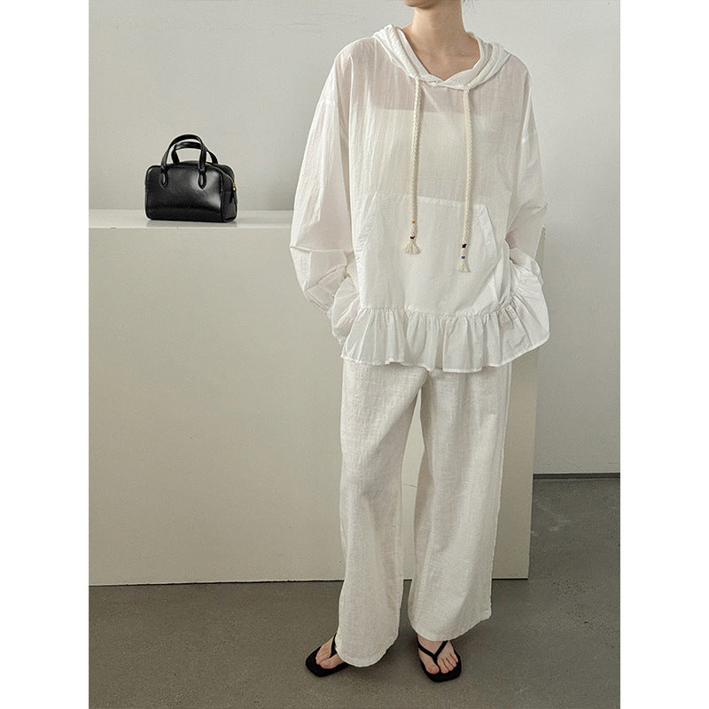 Dame afslappet hættetrøje med flæsekant og fin bomuldsstruktur Stilla