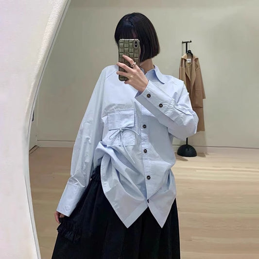 Dame afslappet skjorte med asymmetrisk snit og praktisk knapliste Stilla