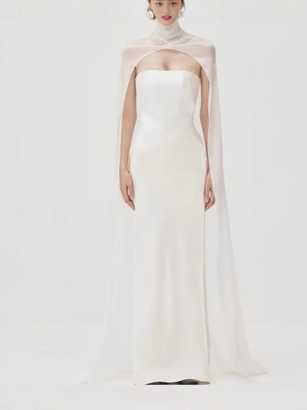 Dame Elegant Aftenkjole med off-shoulder design og raffinerede detaljer Stilla