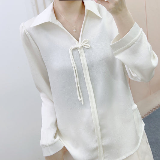 Dame elegant bluse med dekorativt bånd og kvalitetsstof Stilla