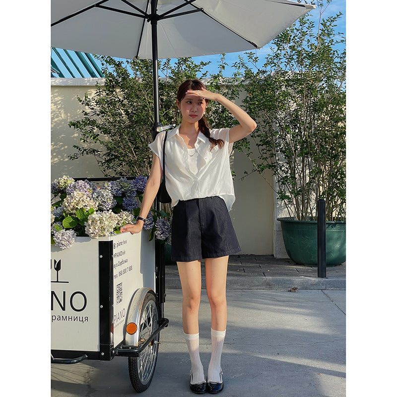 Dame afslappet bluse med korte ærmer og fint, let transparent stof Stilla