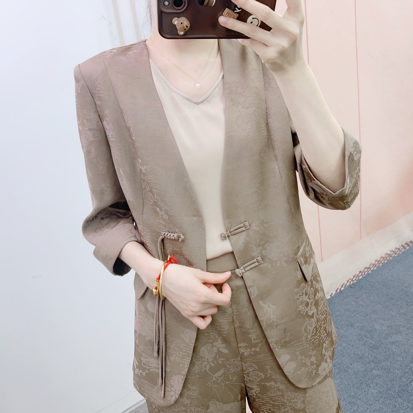 Dame Elegant blazer-buks-sæt med blomster mønster og dristige detaljer Stilla