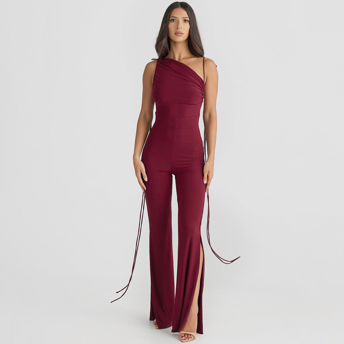 Dame Elegant Jumpsuit med flatterende Cowl-udskæring og sideslidser Stilla