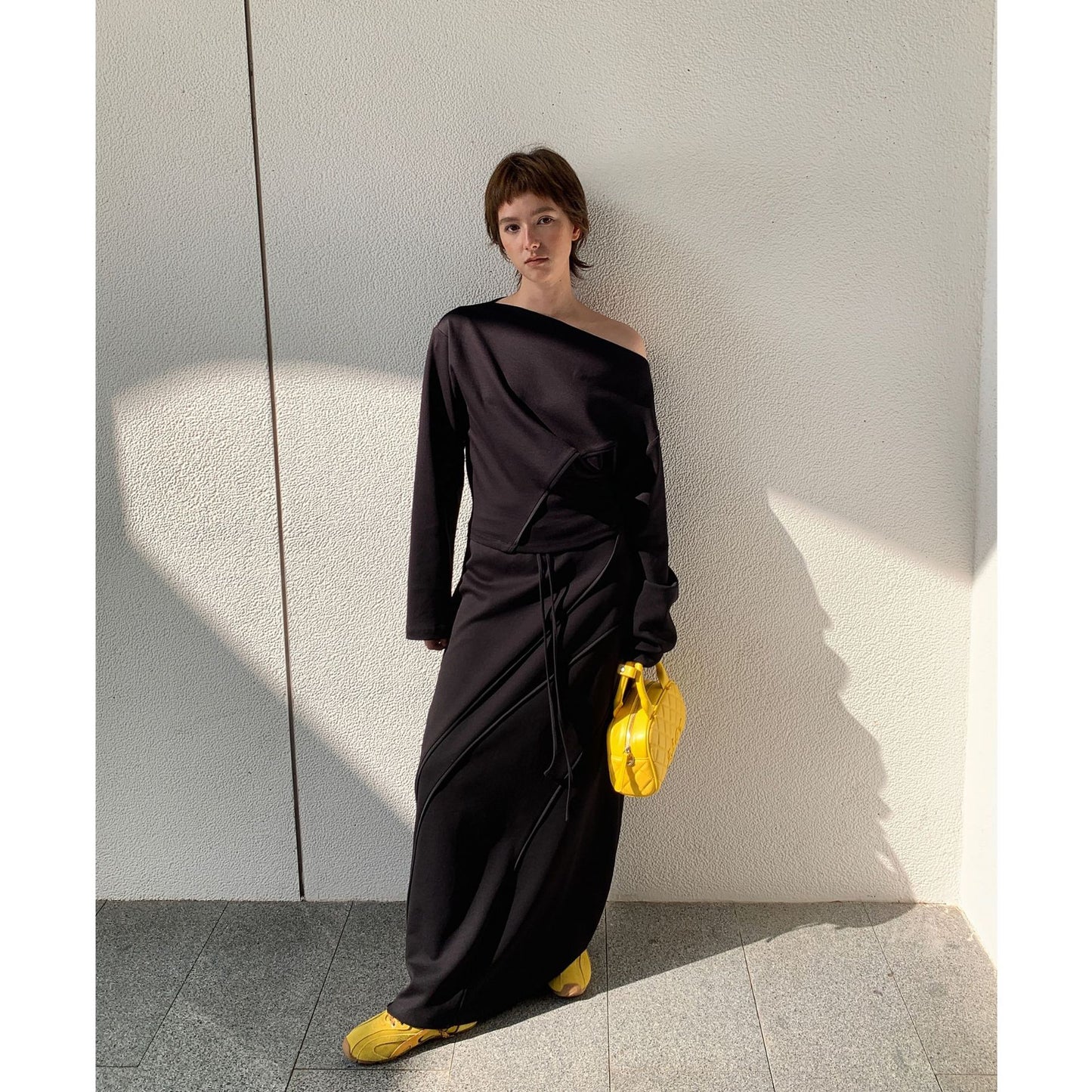 Dame afslappet oversized sweatshirt med innovativ skæreteknik og moderne accenter Stilla