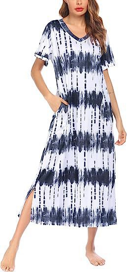 Dame afslappet maxikjole med sideslids og moderne batikdesign Stilla