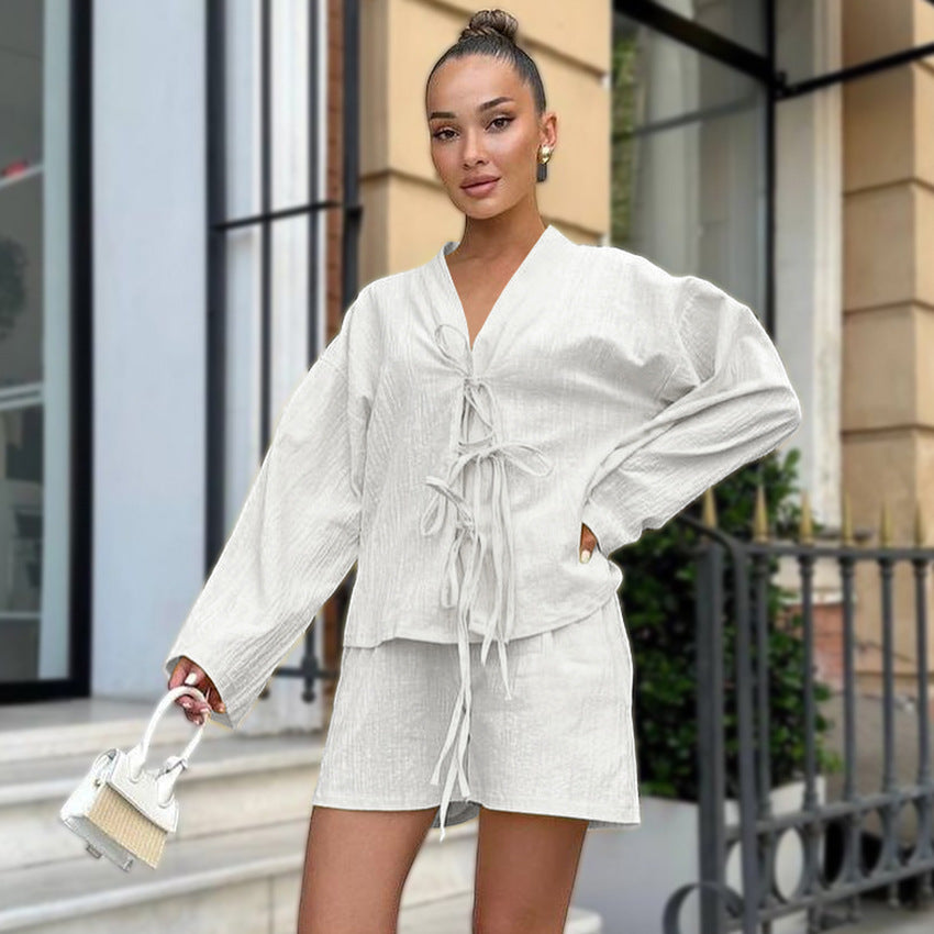 Dame afslappet kortærmet sweater og shorts sæt med snoretræk og moderne design Stilla