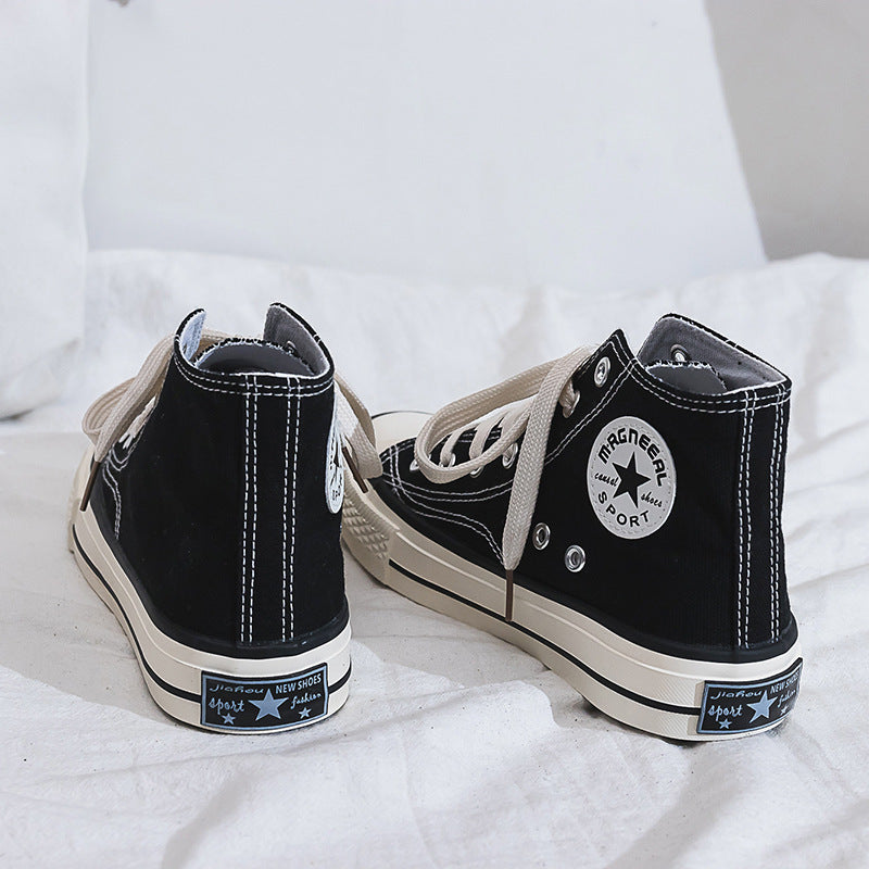 Dame Høje Sneakers i klassisk Canvas-stil med forstærket såleprofil og åndbart indre Stilla