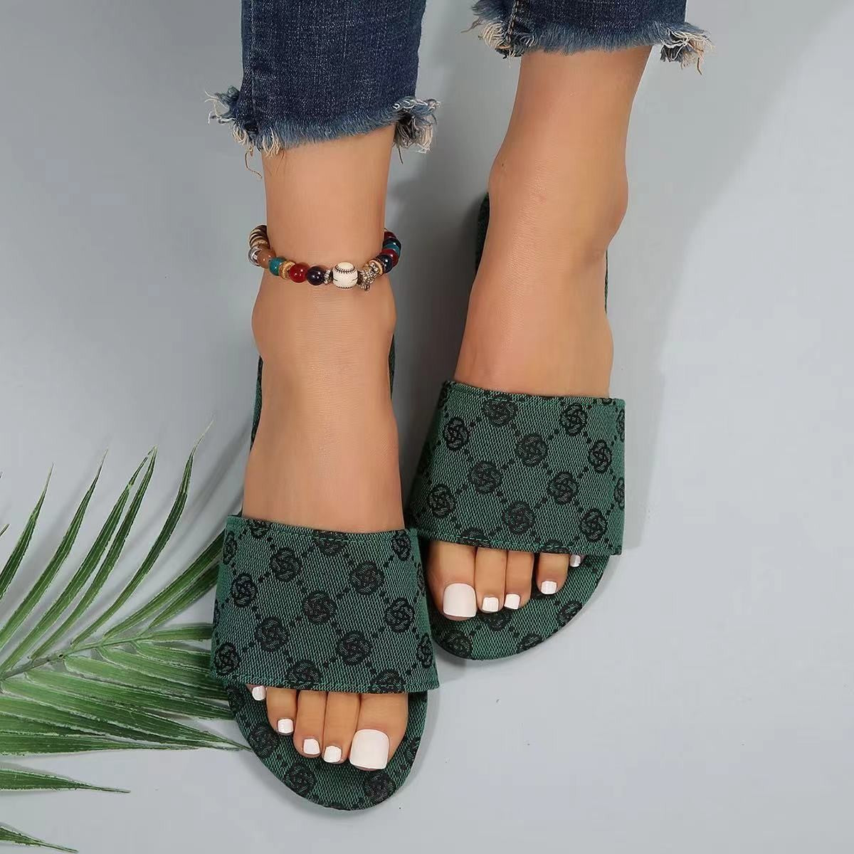 Dame åbne badesandaler med trendy logostik og skridsikker sål Stilla